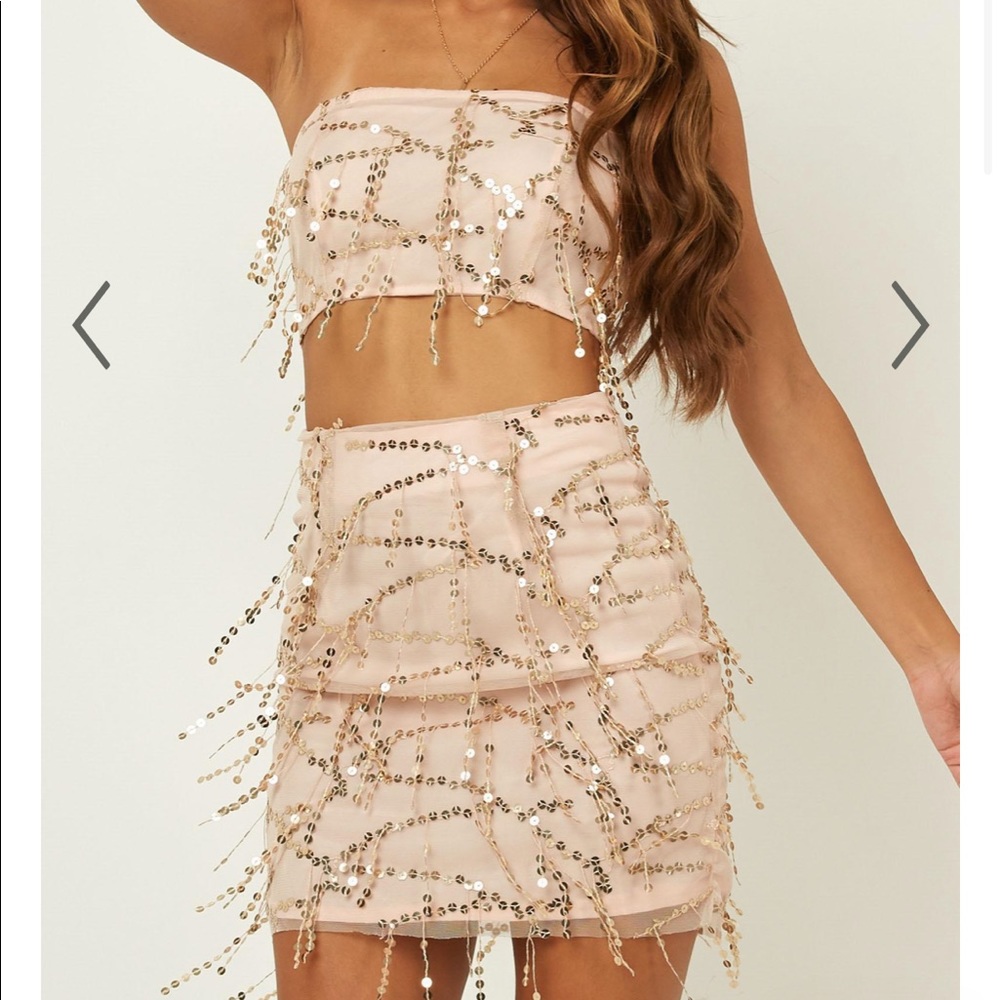 gold sequin set